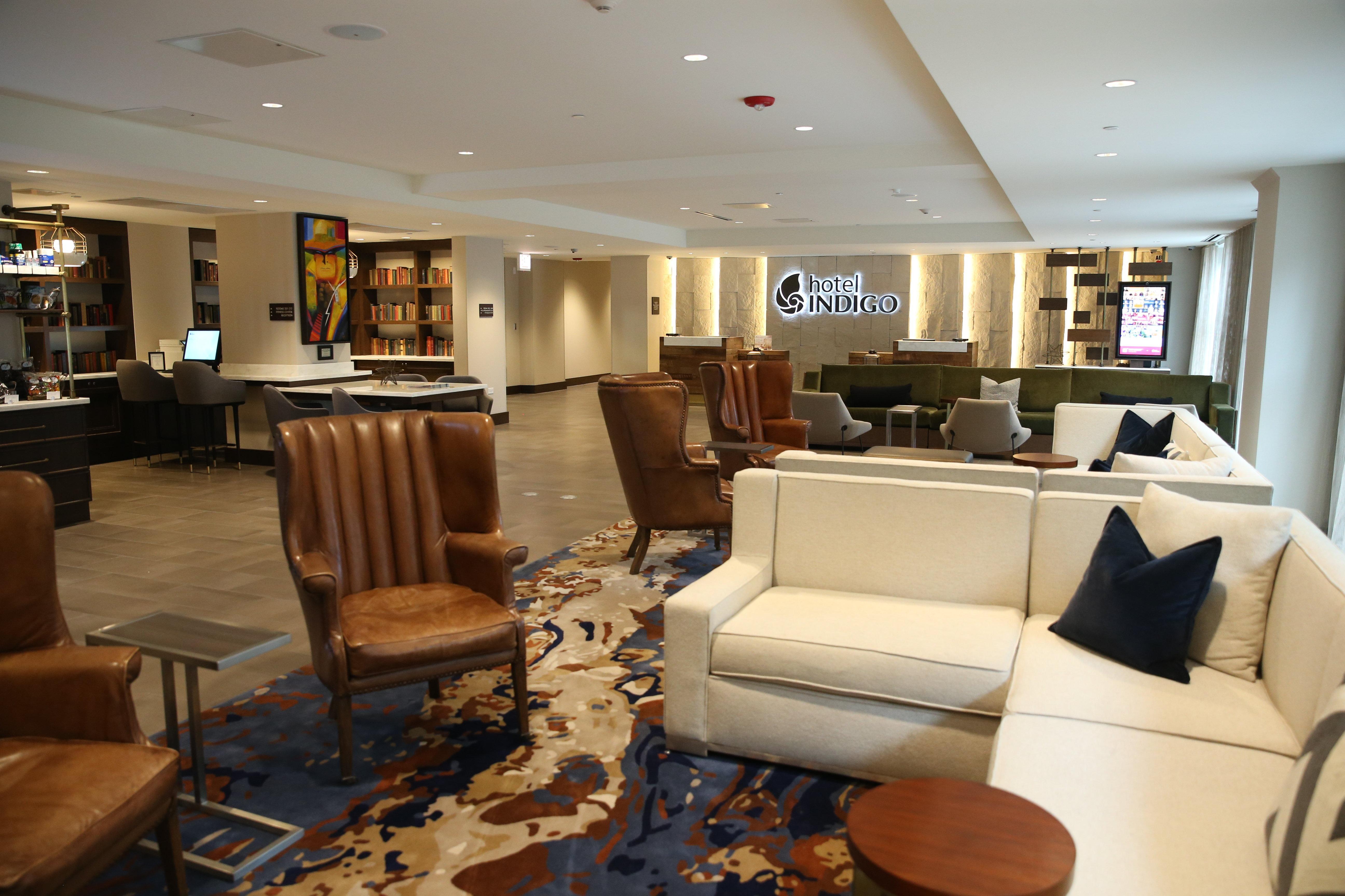 Hotel Indigo Naperville Riverwalk By Ihg Exterior foto