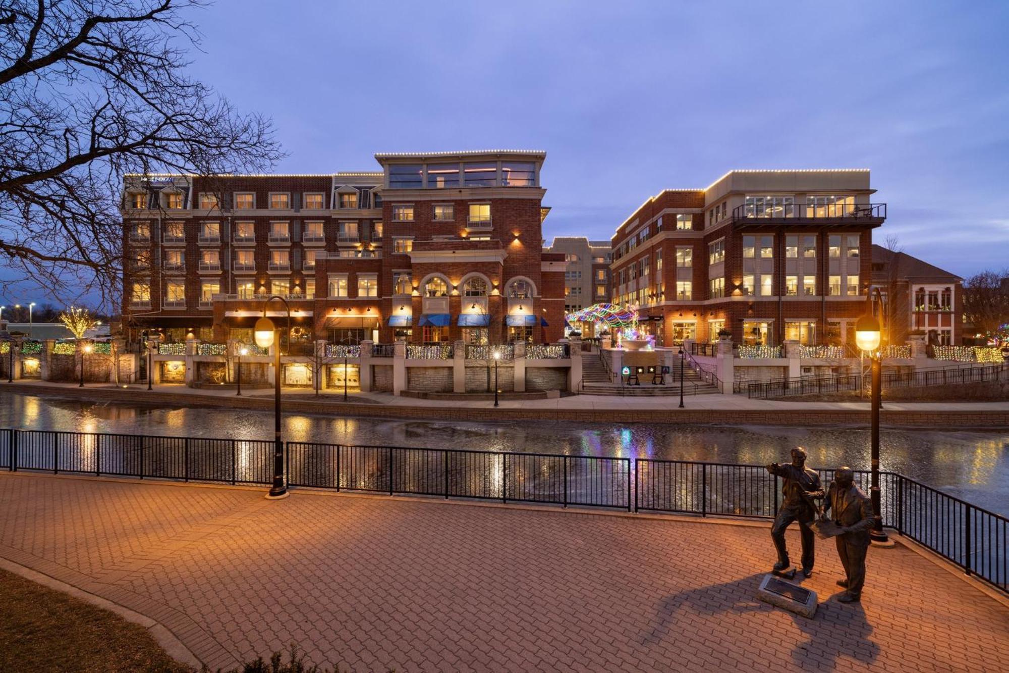 Hotel Indigo Naperville Riverwalk By Ihg Exterior foto